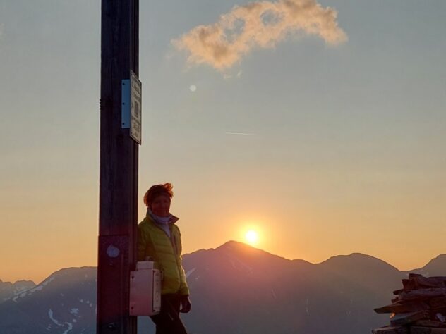 Am Gipfelkreuz der Tockneralm